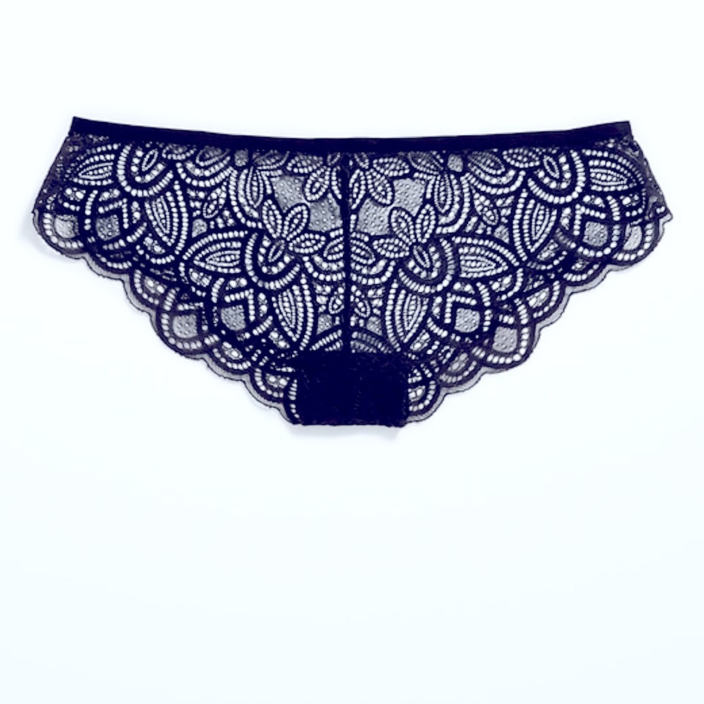 Plus Size Lace Cheeky Thong Underwear NWT Dark Blue 4X Old Navy